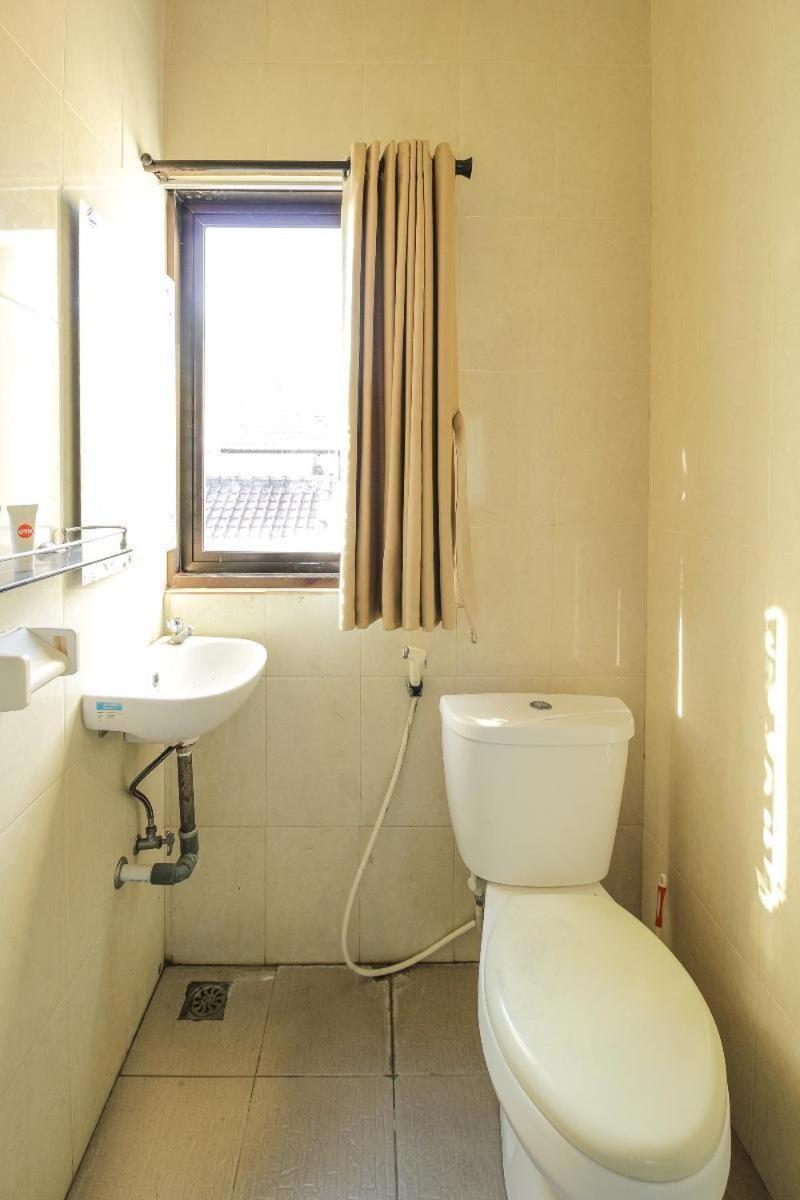 Tuban Torres Accommodation Kuta Lombok Buitenkant foto