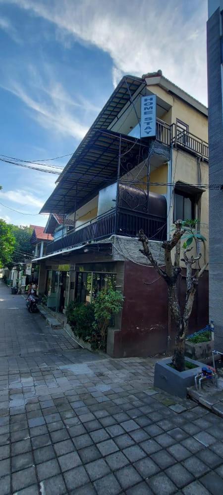 Tuban Torres Accommodation Kuta Lombok Buitenkant foto
