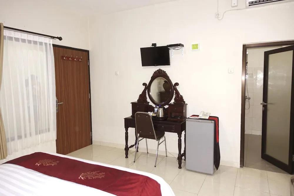 Tuban Torres Accommodation Kuta Lombok Buitenkant foto